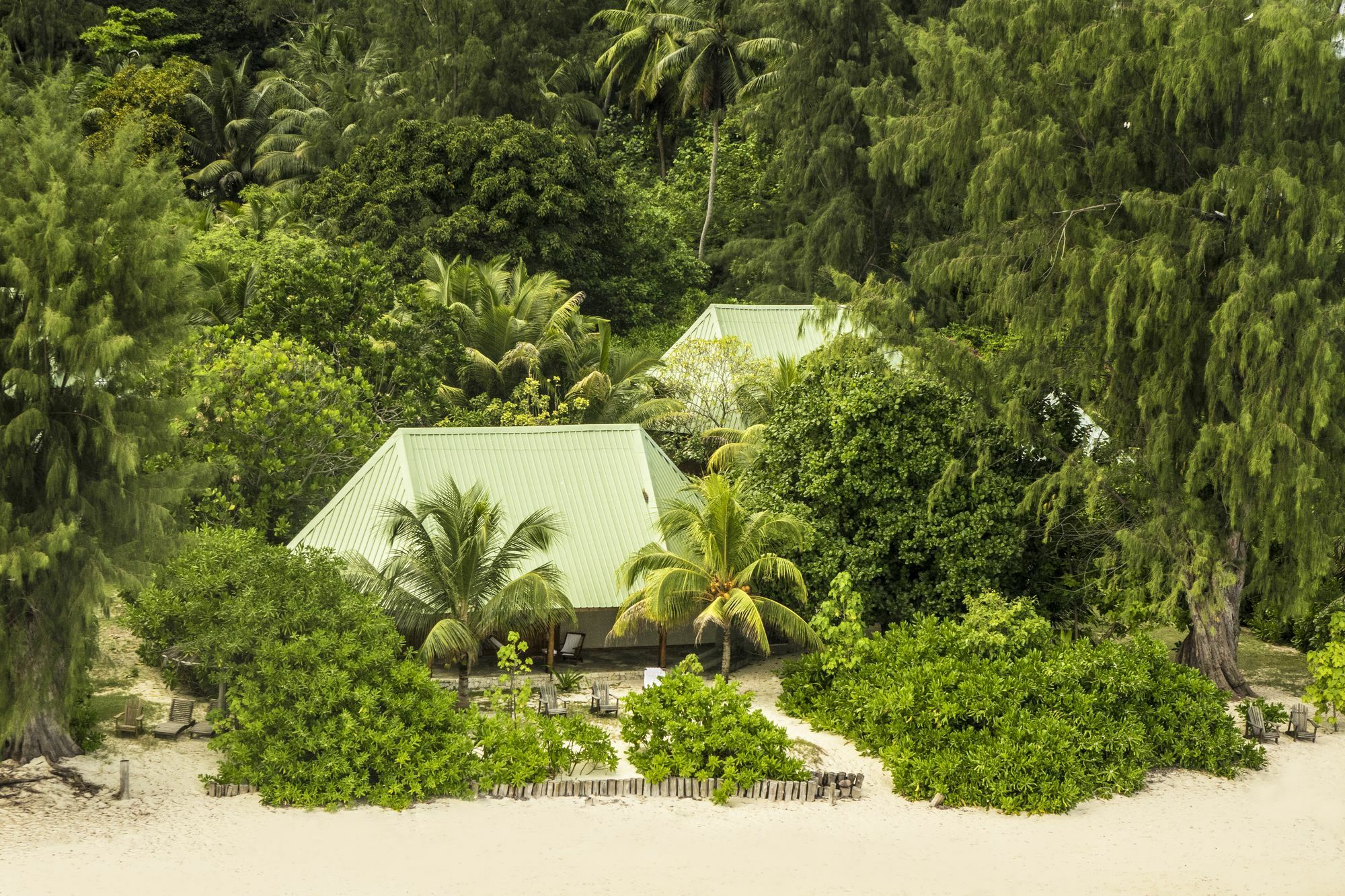 Отель Denis Private Island Seychelles Denis Island Экстерьер фото